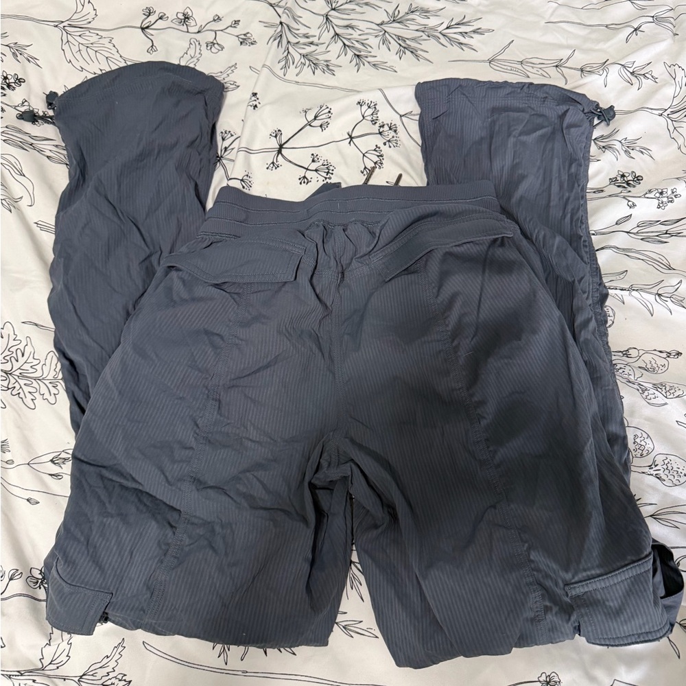 lululemon dance studio cargo pants - Picture 2 of 2